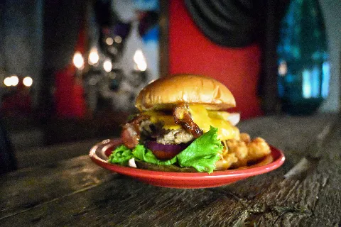 Square 1 Burgers & Bar, unknown