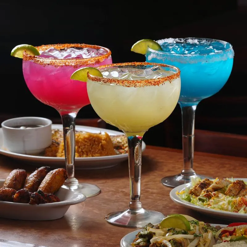 Margaritas and a few dishes.