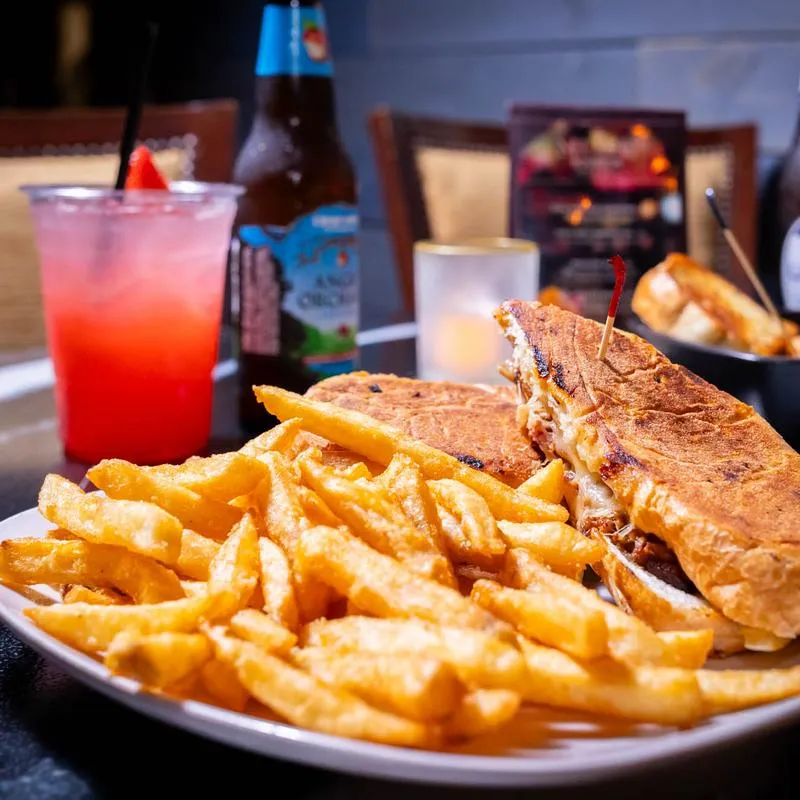 Floridian sandwich with fries.