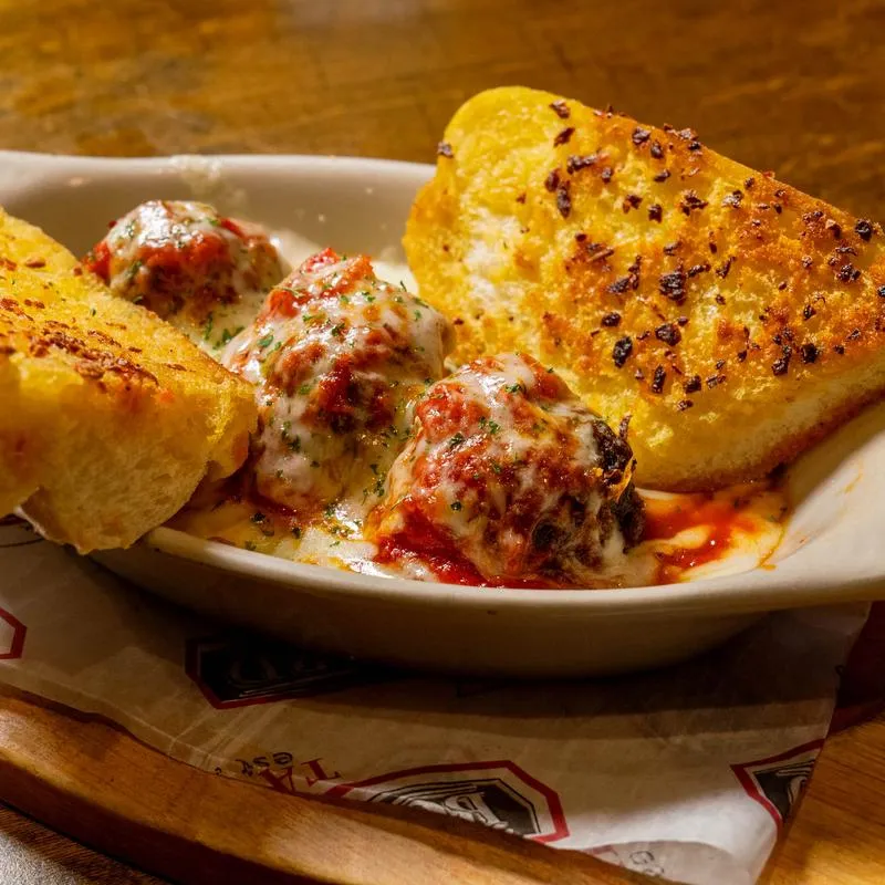 Boulevard Deli And Tavern