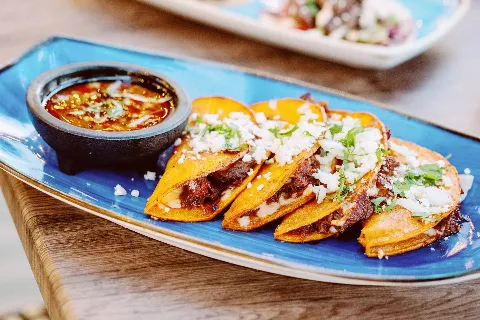 14 North Daiquiri Bar, food