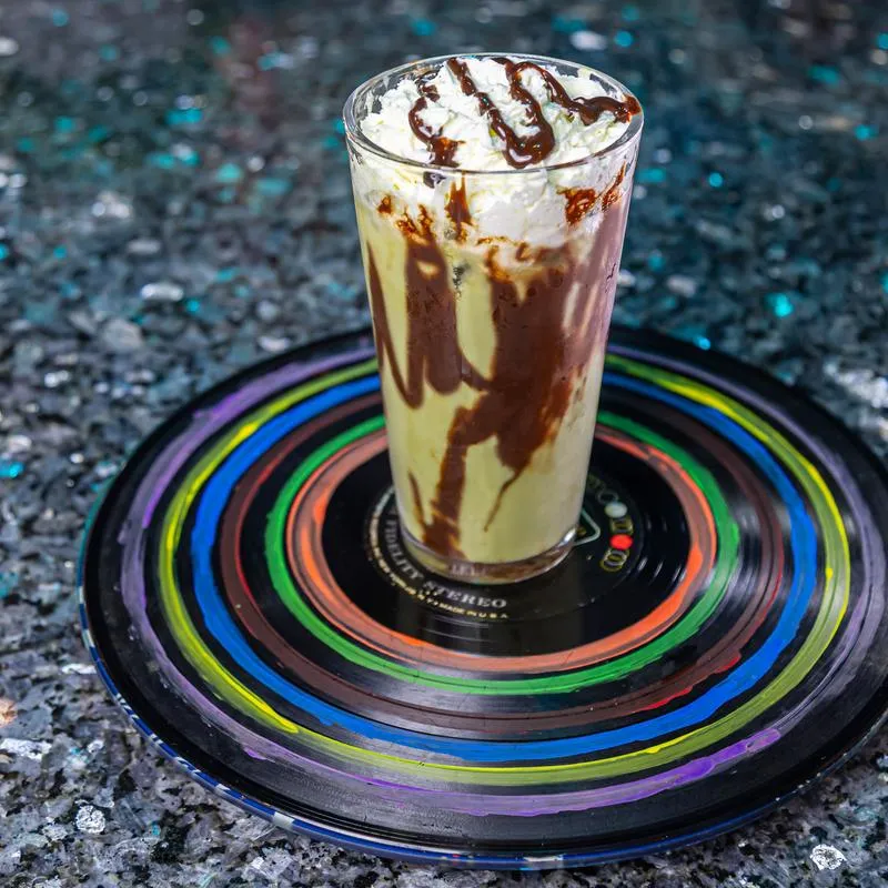 Saturns Ring drink served on the table.