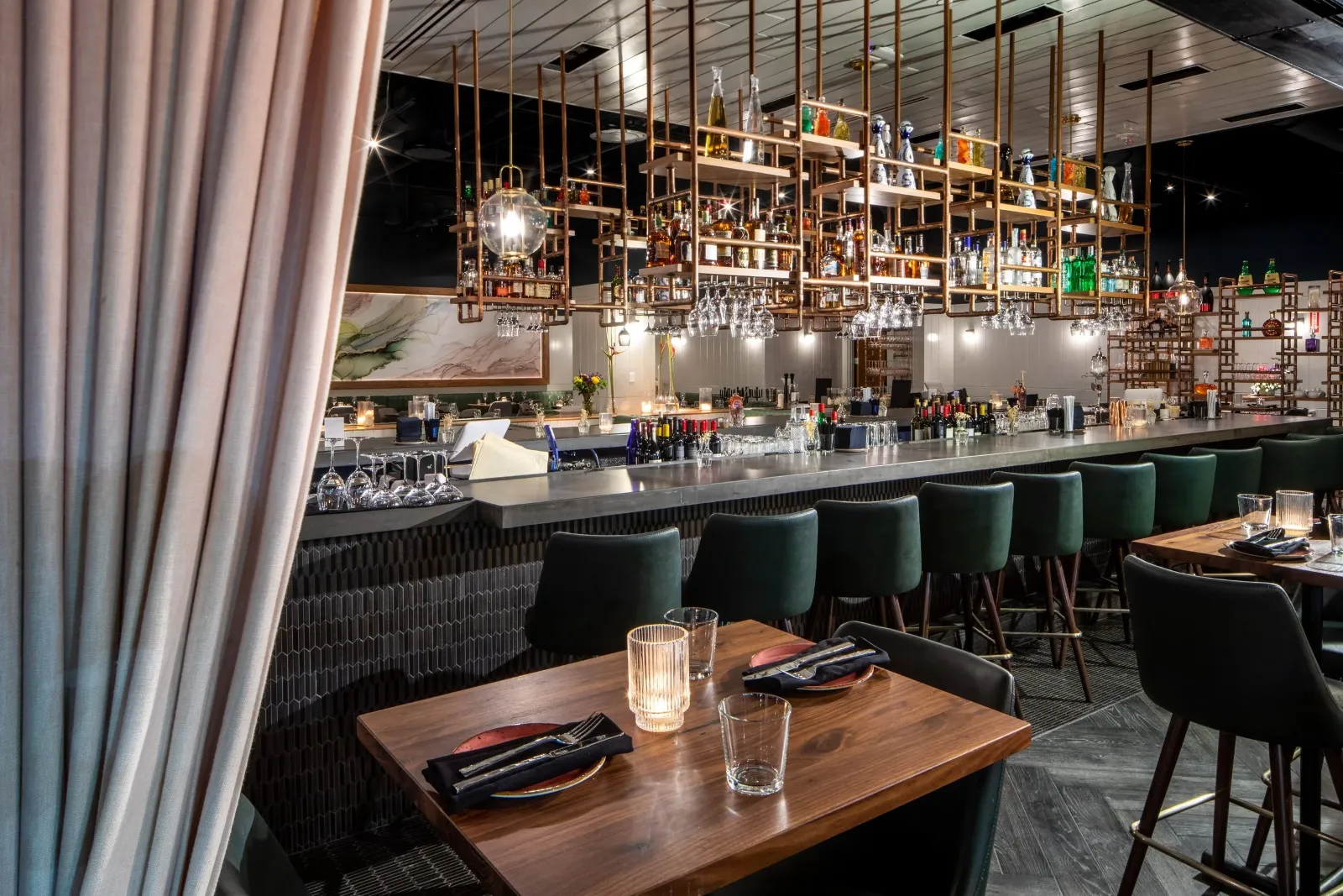 Cocktail+Bar-4.jpg