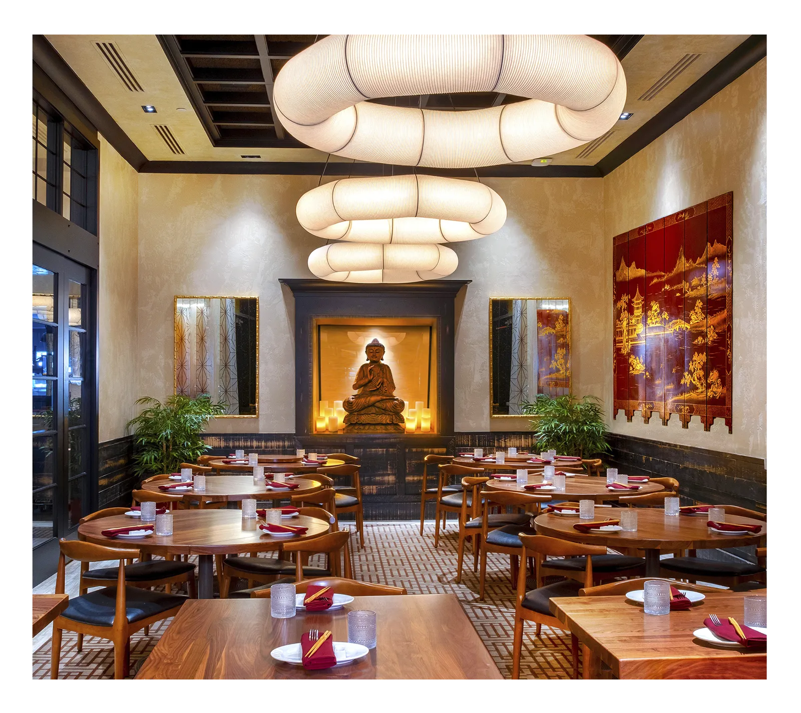 Red Pine Boca Dinning Area