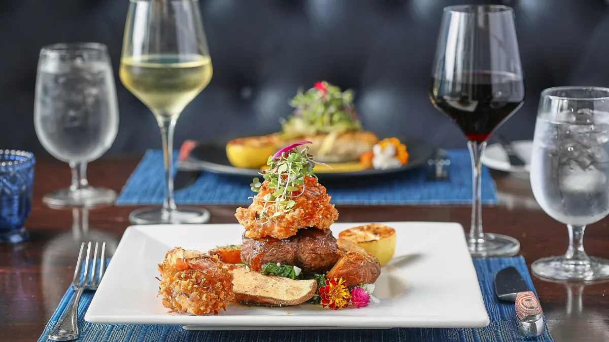 Olde Florida Chop House Entree with White and Red Wine