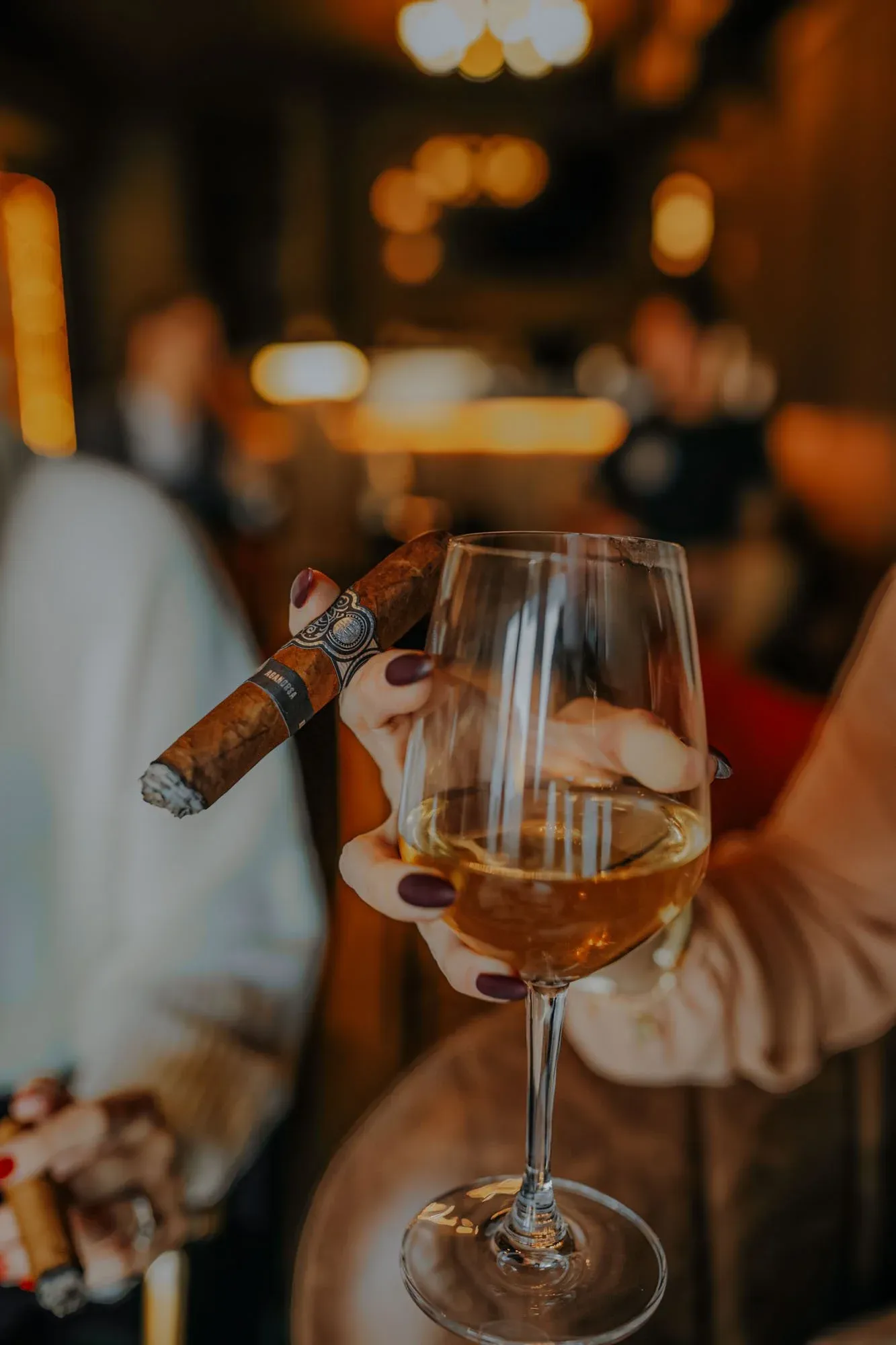 Estate Cigars & Social
