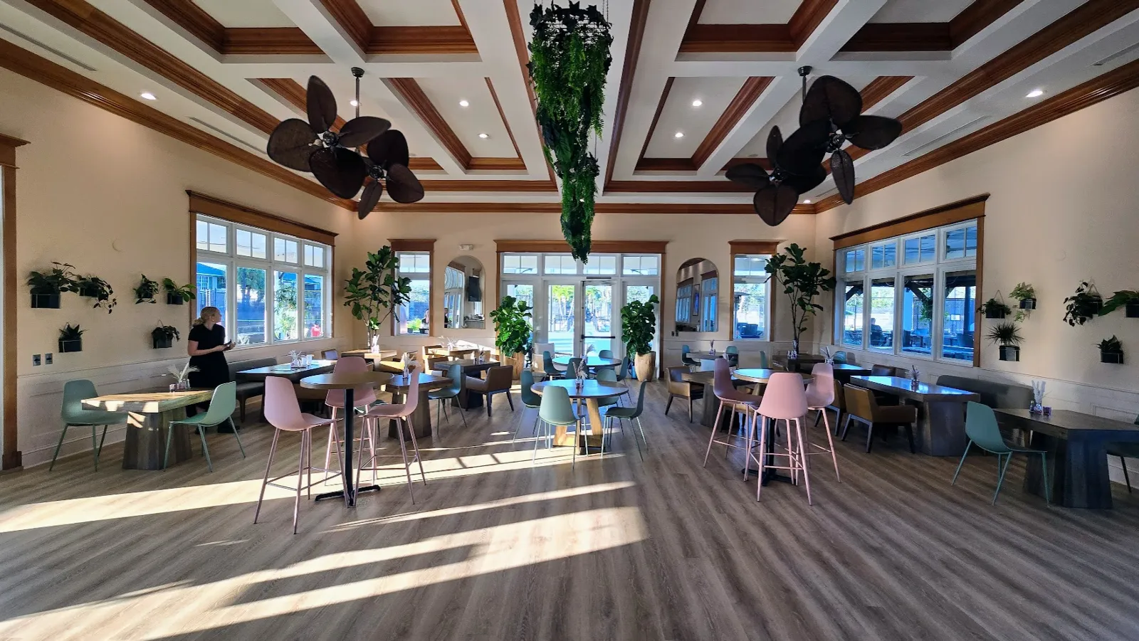 Padel Grille Restaurant, interior
