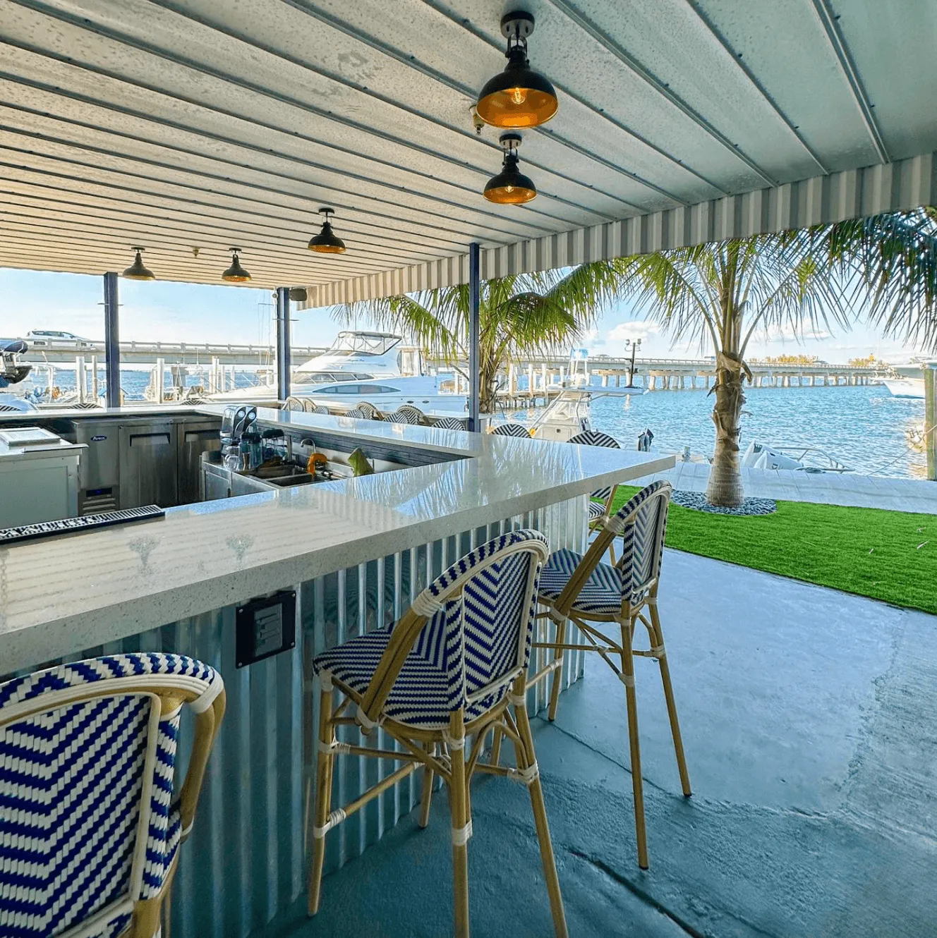 Nautilus Bar