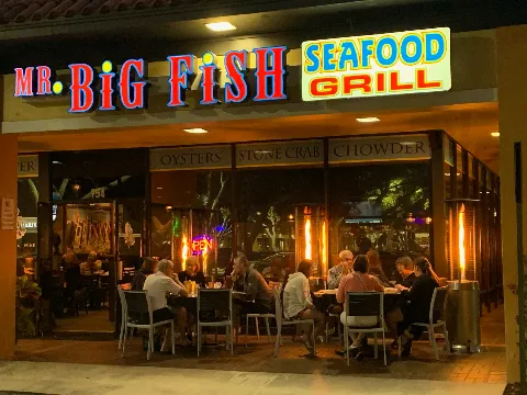 Mr. Big Fish, patio