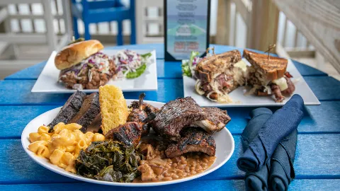 Lake House Bar and Grill, food