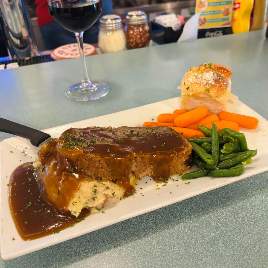 Surfside Grill & Pizzeria