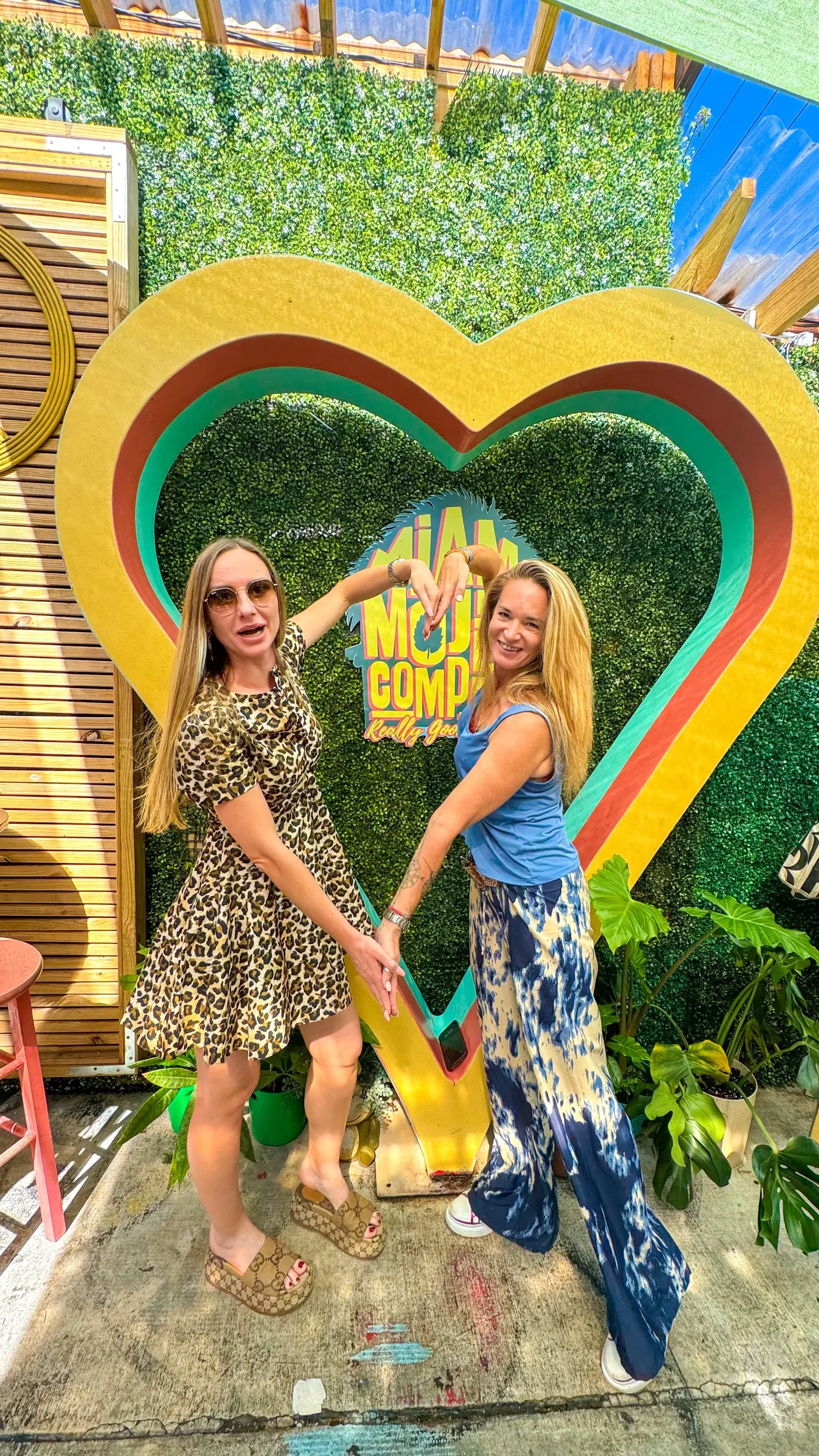 Guests enjoying Miami Mojito Company