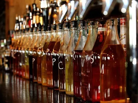 burntwood-tavern-infusion-bottles