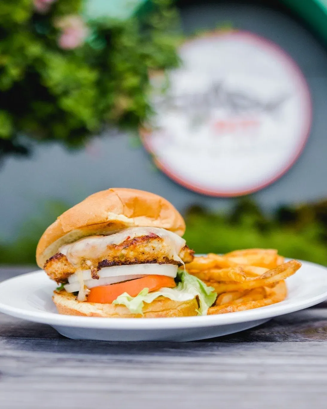 We can't get over our Mahi-Mahi sandwich! 🤤
.
.
.
#spacecoast #cocoabeach #cocoabeachdining #spacecoastfood #diningincocoabeach #capecanaveral #melbournefl #lovefl #florida #margaritas #goodfood #spa