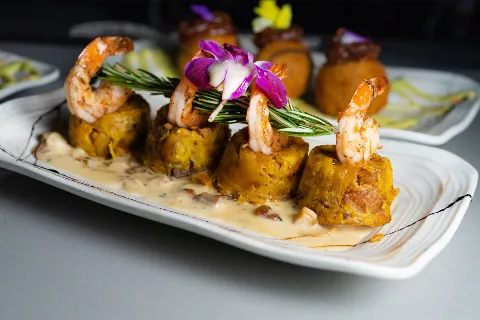 Yarumba Restaurant & Lounge, food