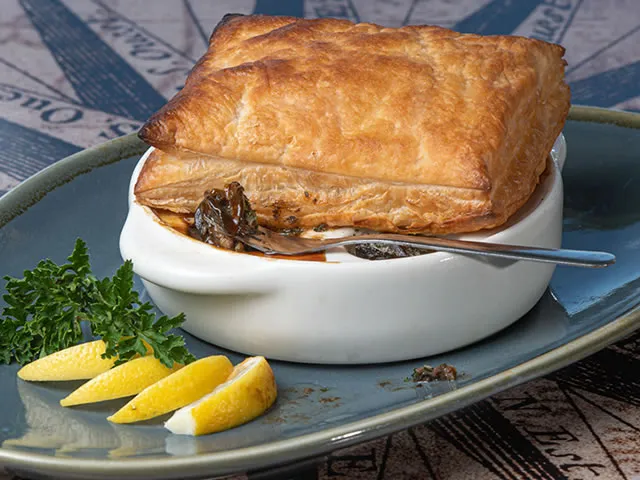 Light-seafood-waterfront-Pastry