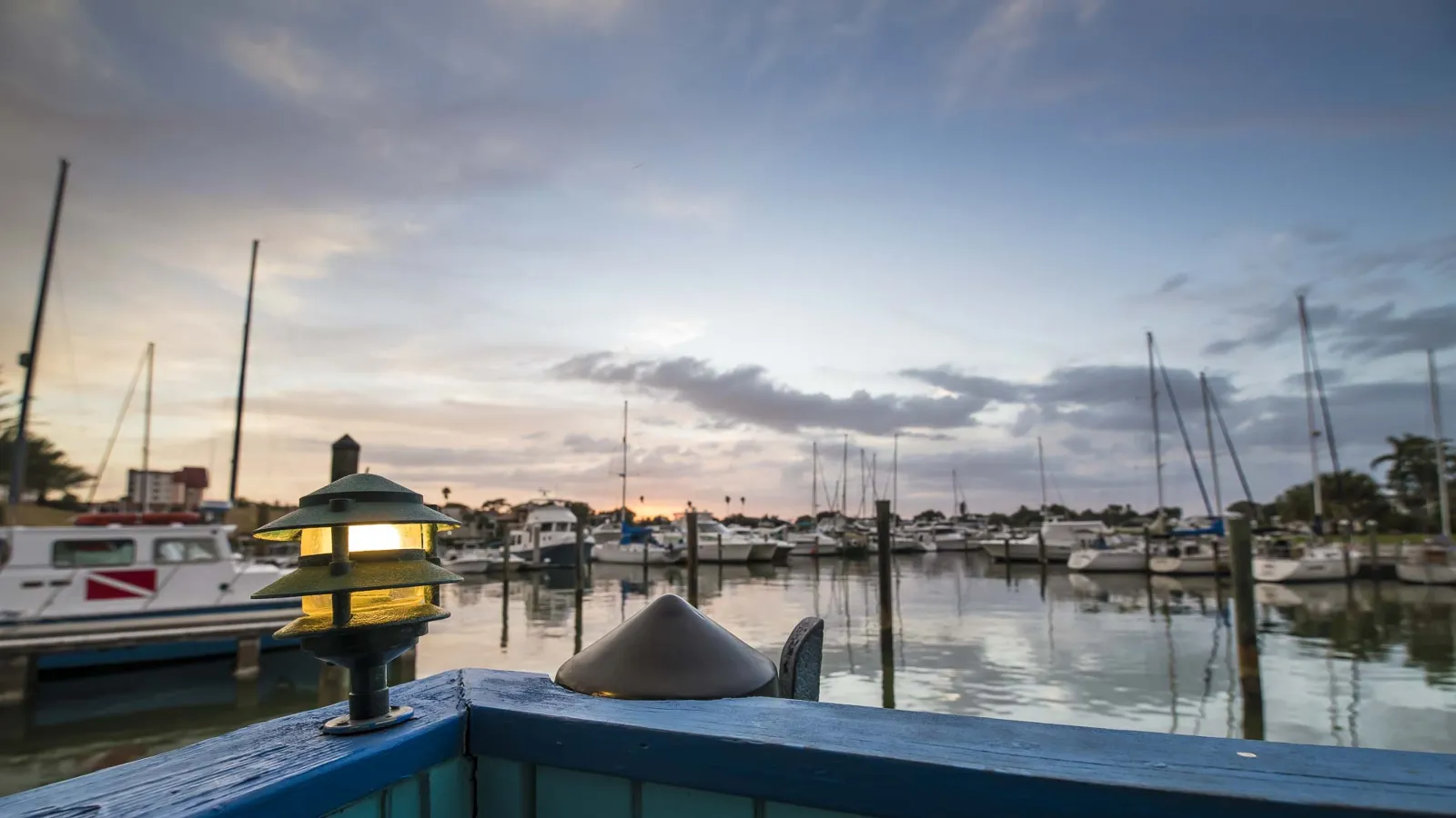 Dockside Waterfront Grill