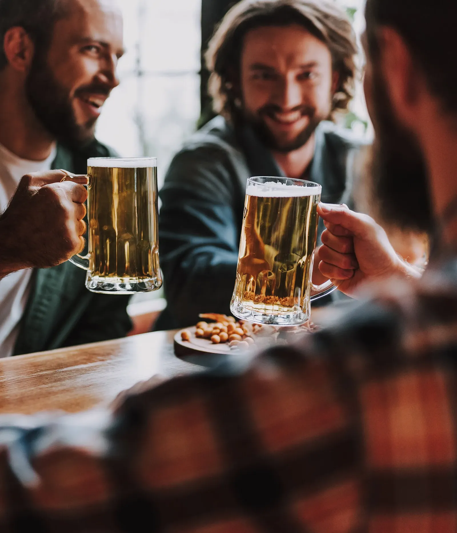 Guys-at-bar2.jpg
