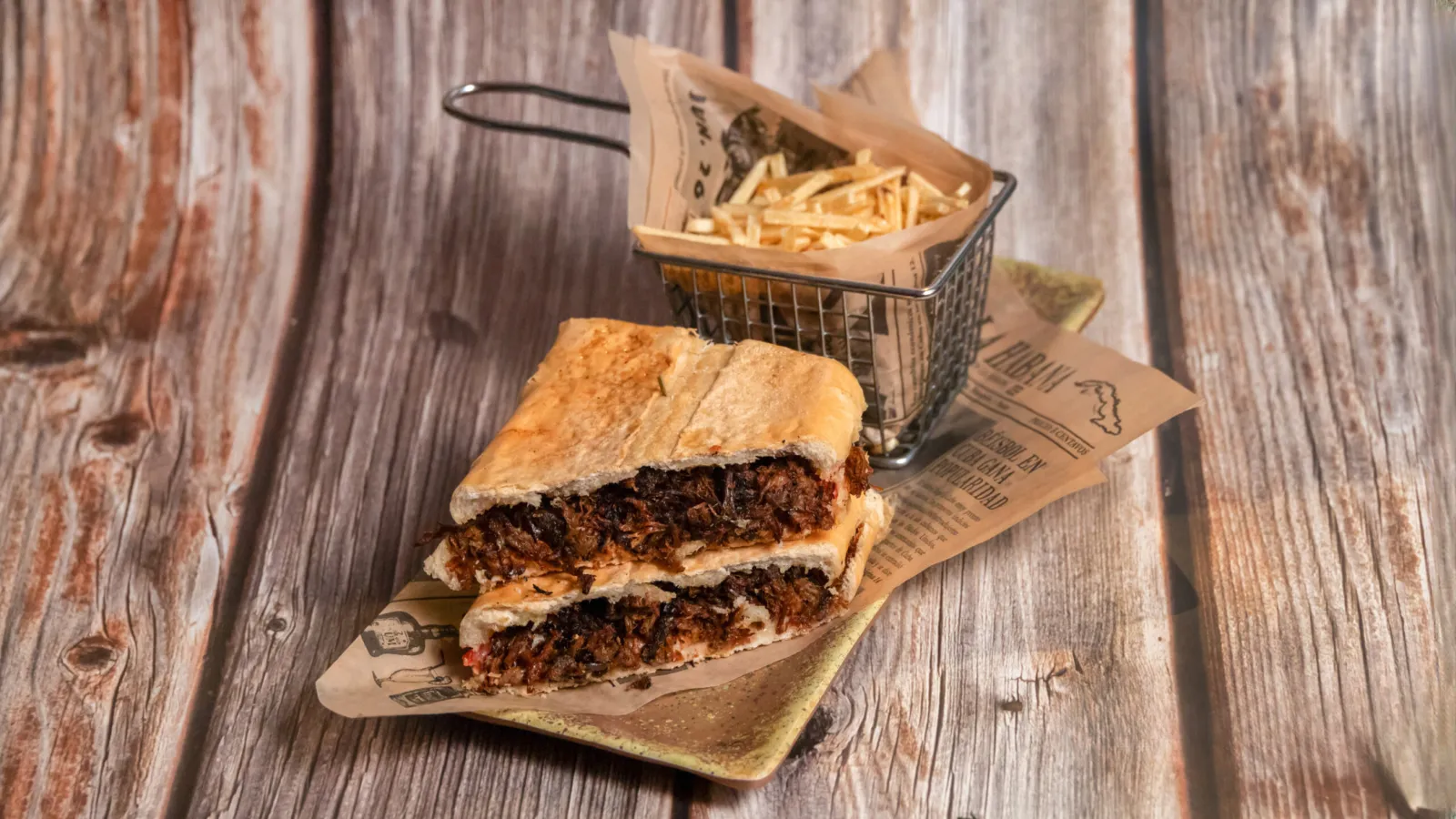 Sandwich Beef Pan con Vaca Frita