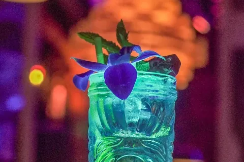 SaigonBlondeTropicalDrinks-3.jpg