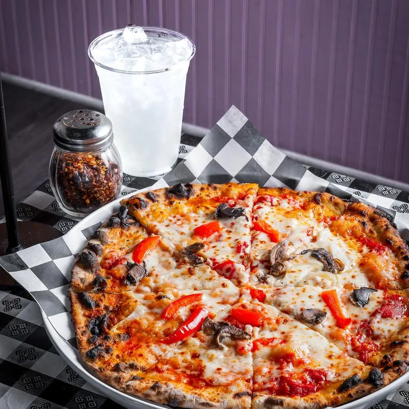 Belle's Pizza Kitchen