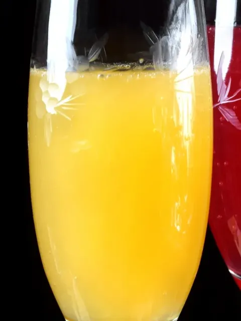 BEER, WINE & MIMOSAS