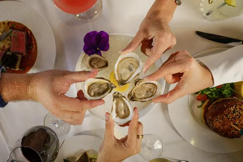 Le Bar a Vin, food
