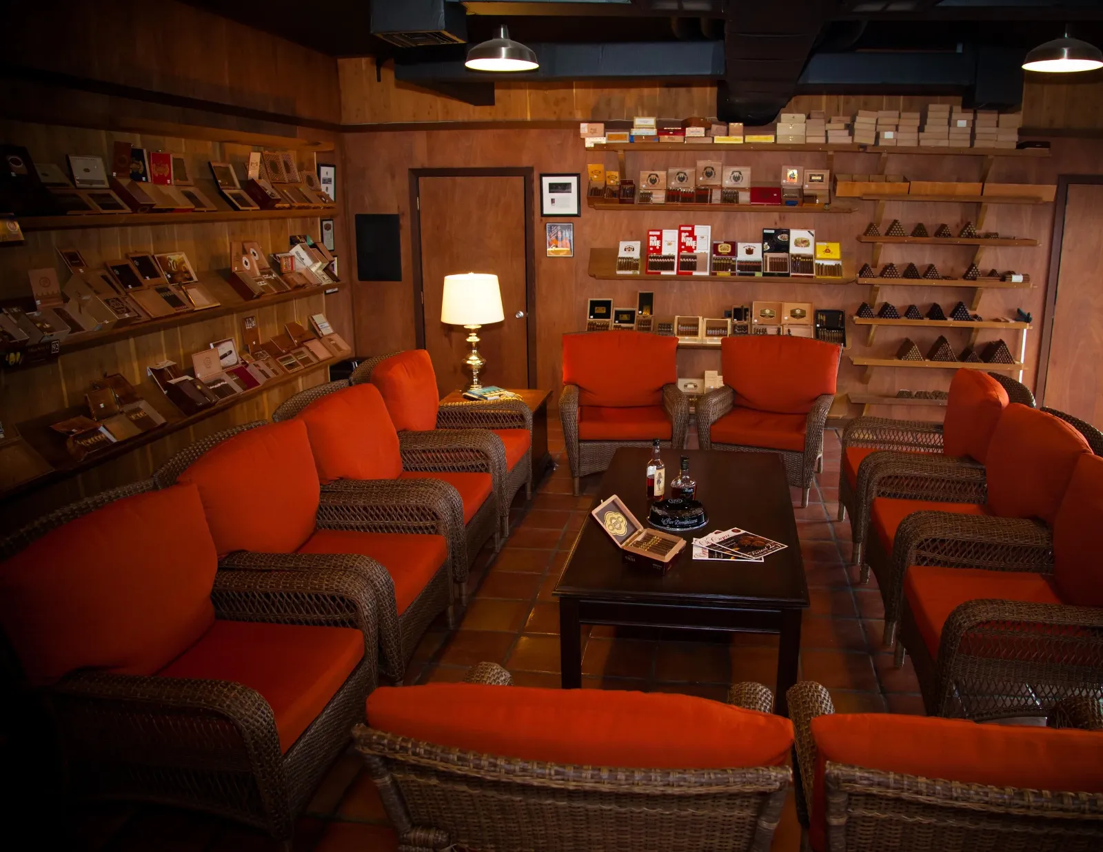 cigar lounge