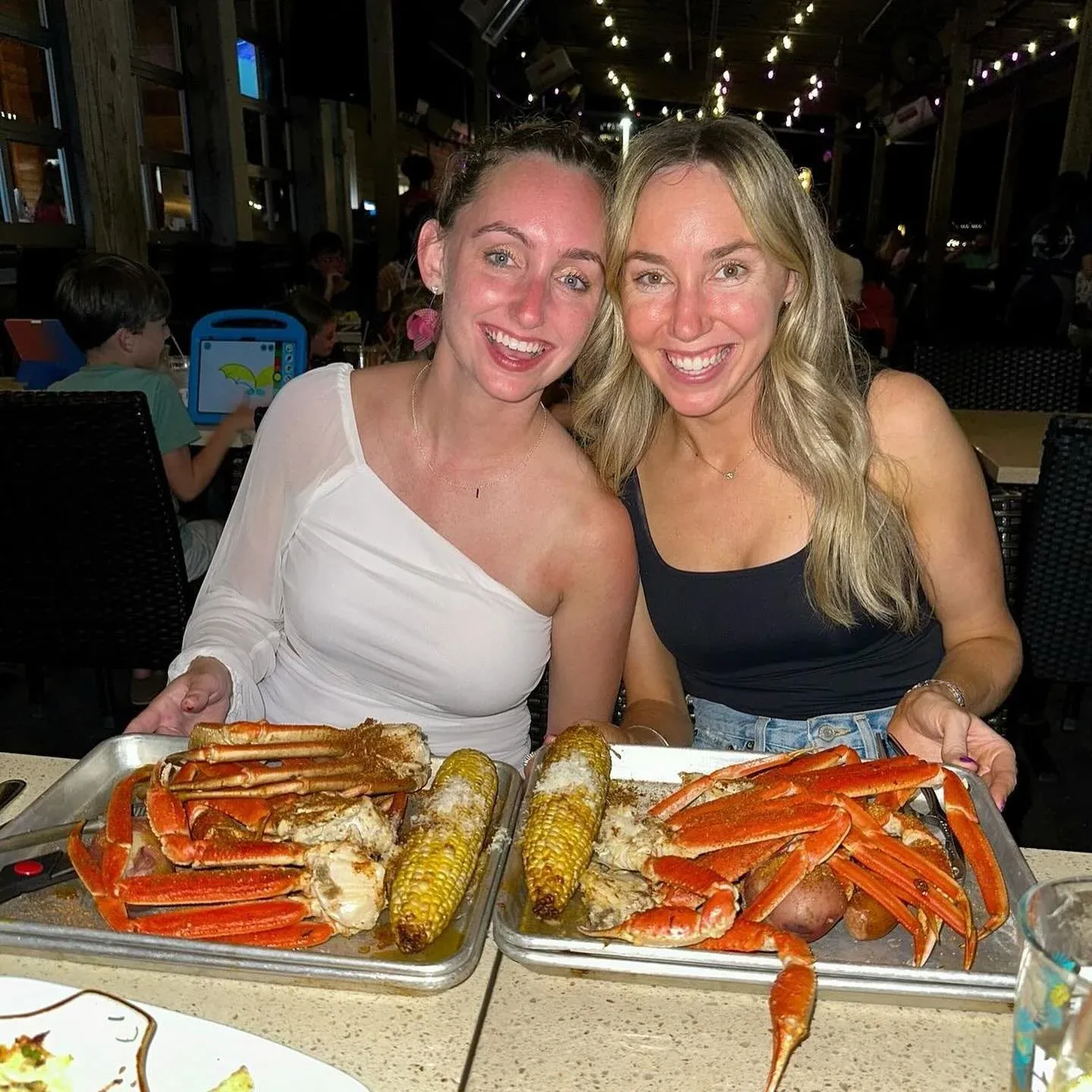 We love seeing your pictures!
Tag us and check in so we can see your pictures too 🦀🔥

#seafoodlover #destinflorida #waterfrontdining #crablegs #destinfl #harborwalk