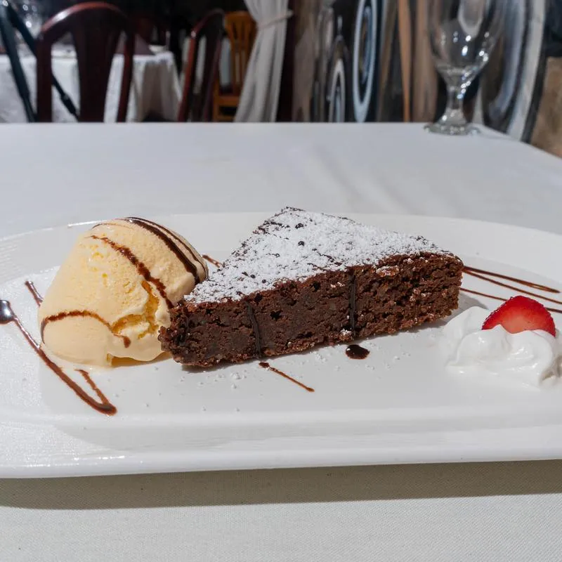 Dessert in the plate
