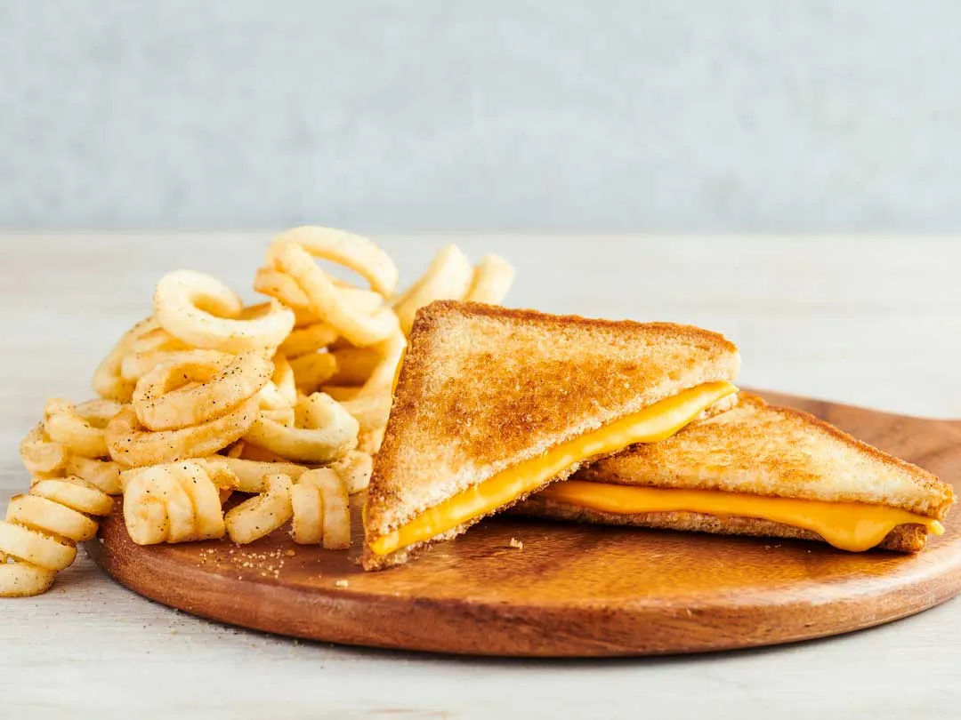 Hooters - Menu - Kids - Grilled Cheese