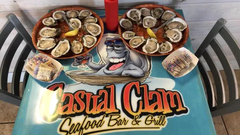 Casual Clam Seafood Bar & Grill, food