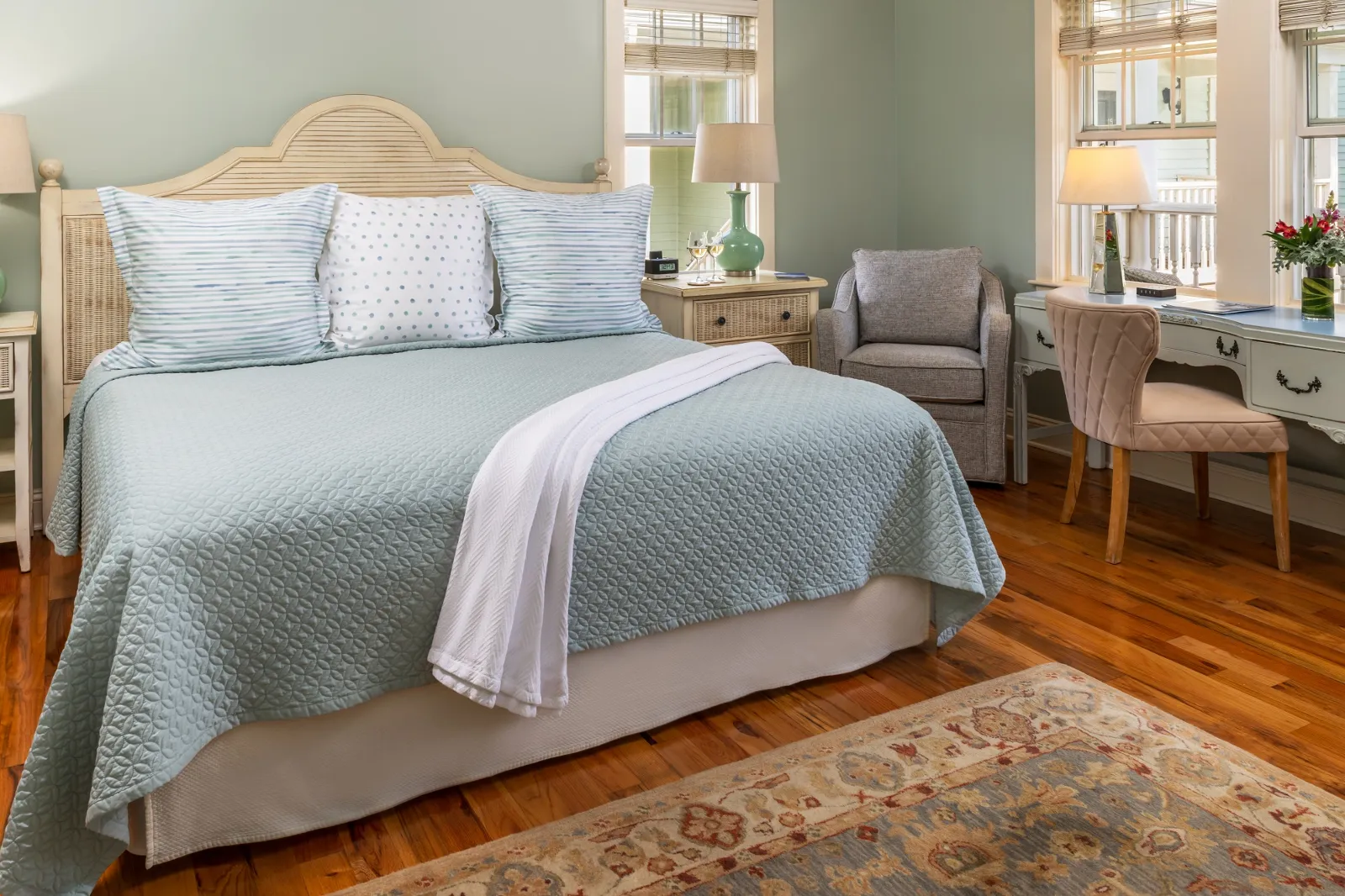 Room 12 bed