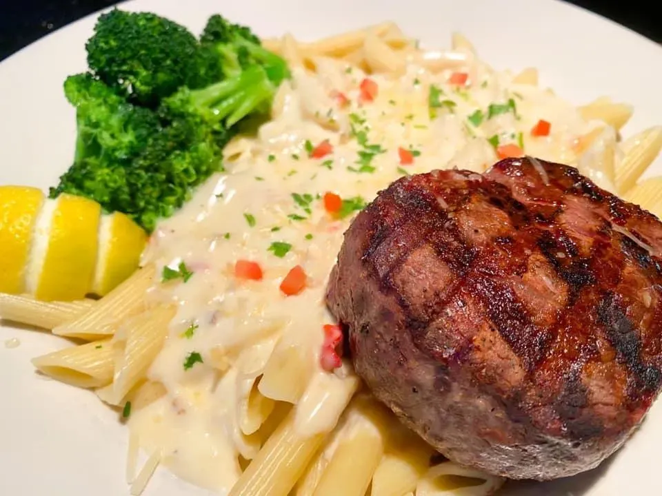 The Breakroom Bar& Grill