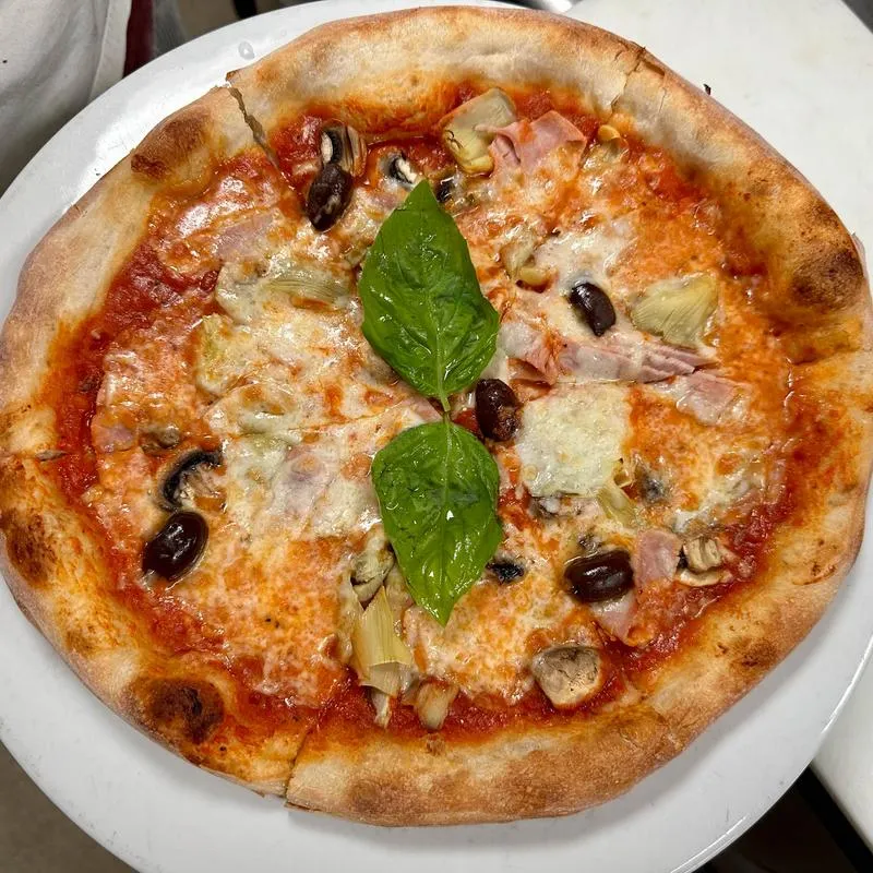 Pizza Capricciosa