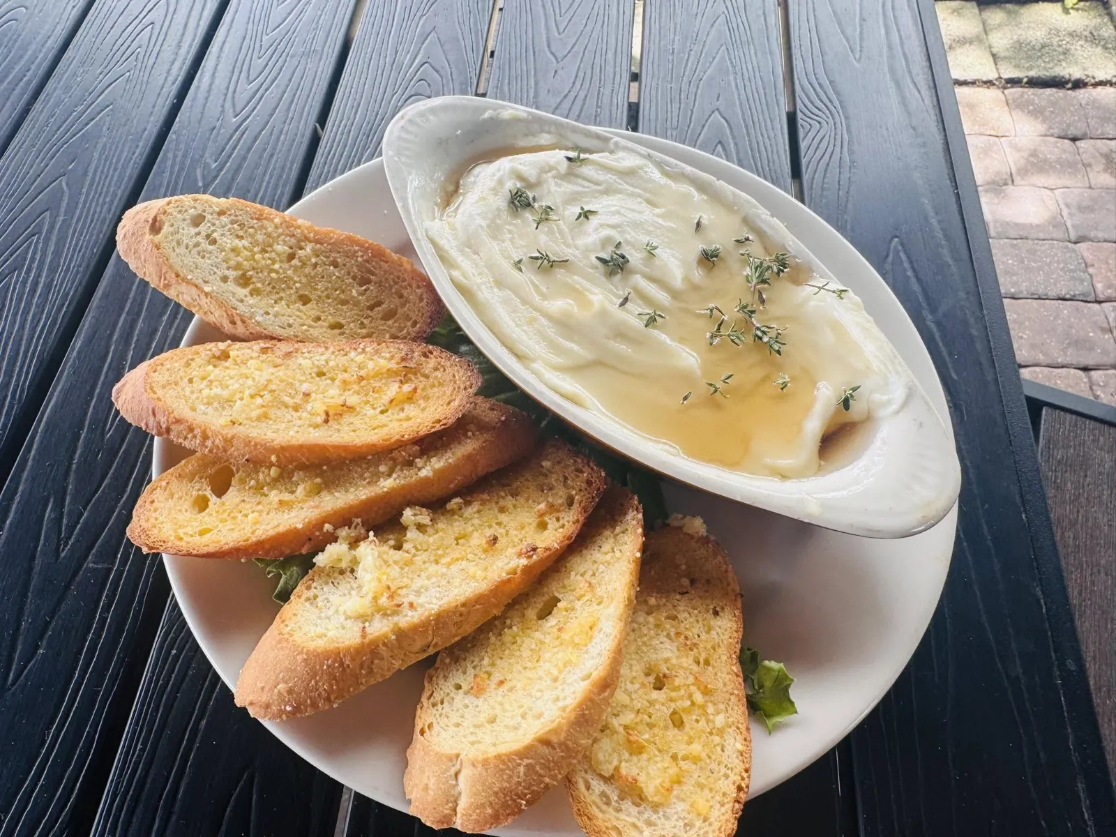Whipped Ricotta and Honey Dip with Crostini