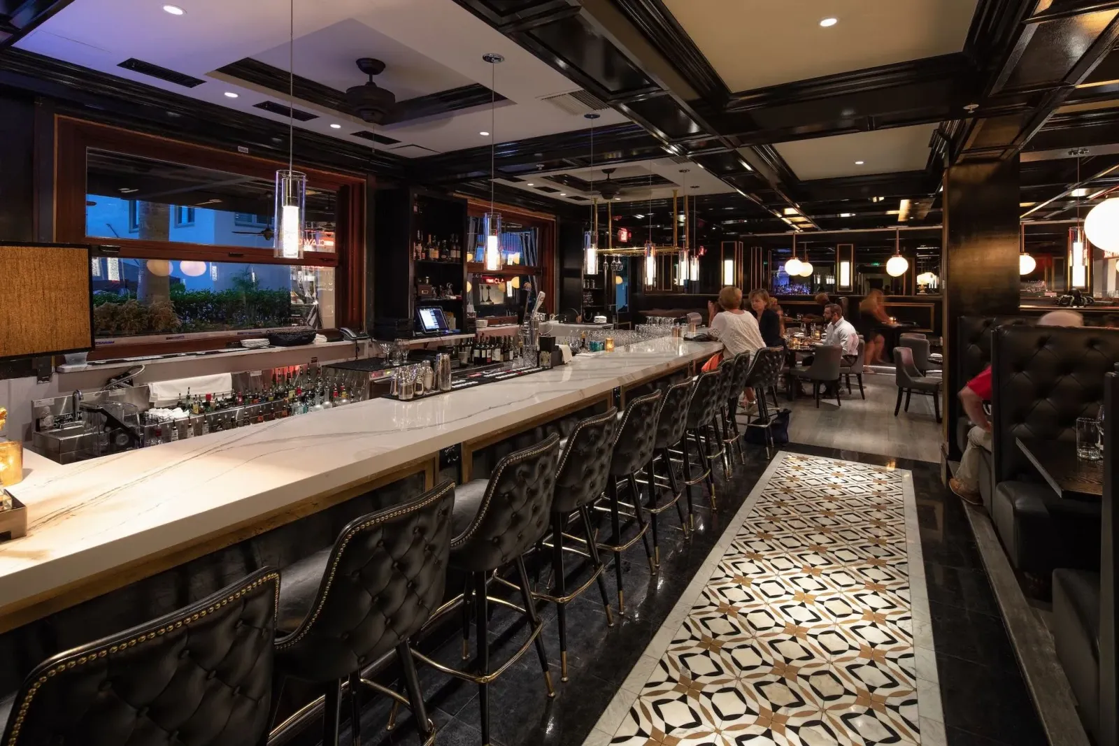 The Claw Bar Naples