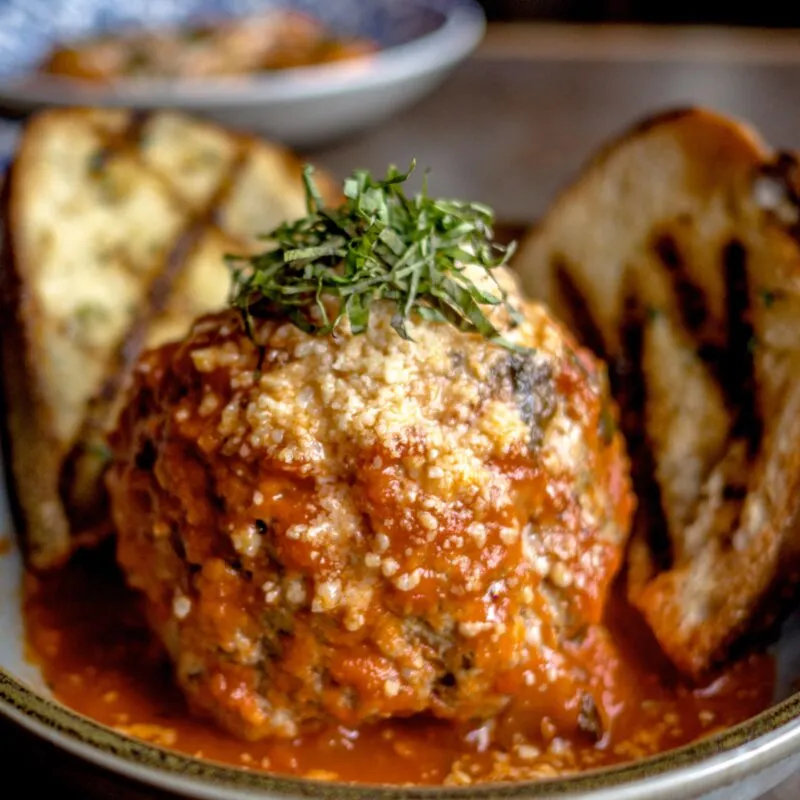 Mia's Italian Kitchen