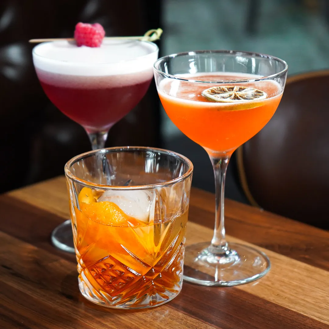 Burtons Grill & Bar