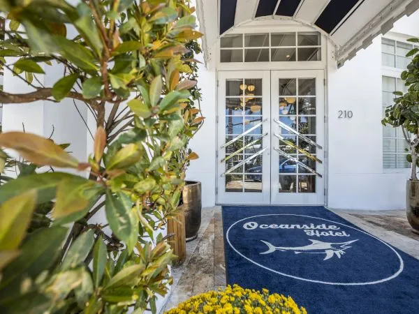 The Tavern at Oceanside Hotel - American Restaurant in Miami Beach