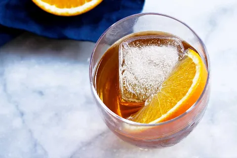 Old Fashioned cocktail