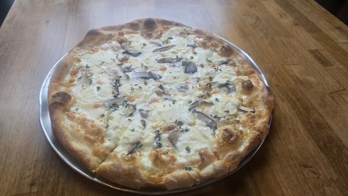 Truffle Funghi pizza