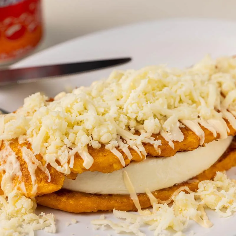 Corn pancake with soft cheese.
