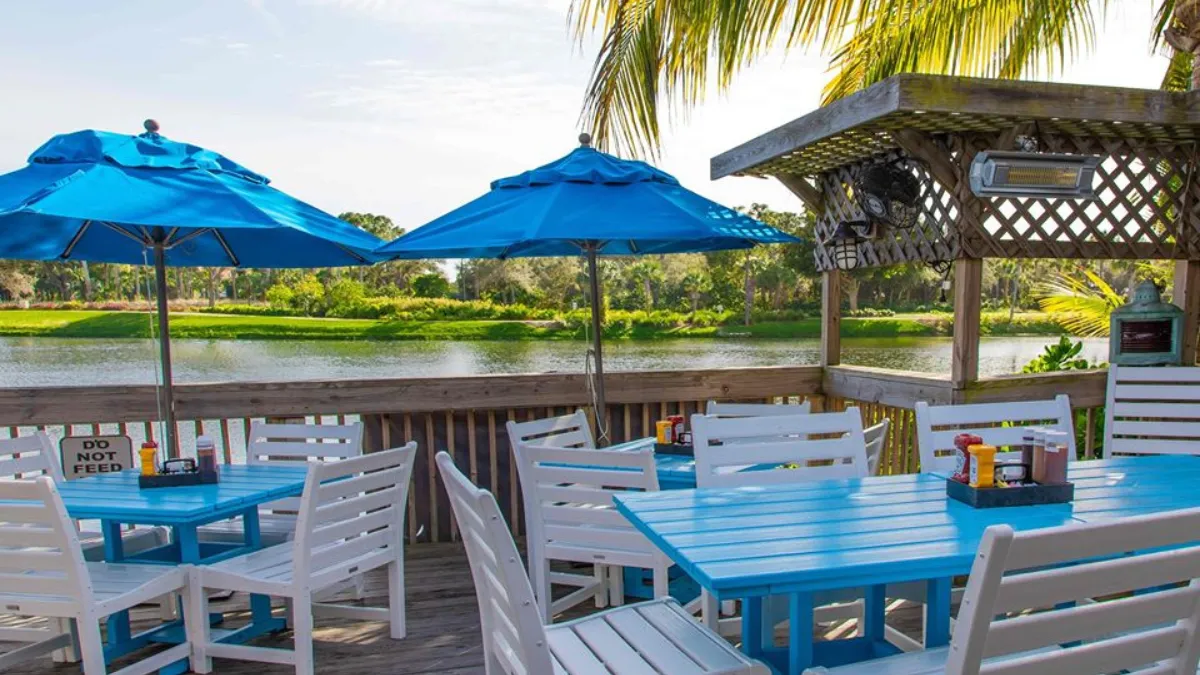 Lake House Bar & Grill | Outdoor Restaurant | Bonita Springs FL
