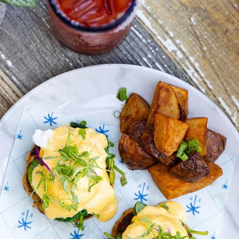 Crab cake benny breakfast.