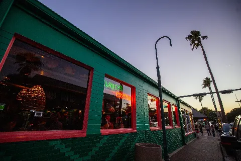 Clancys Cantina, exterior