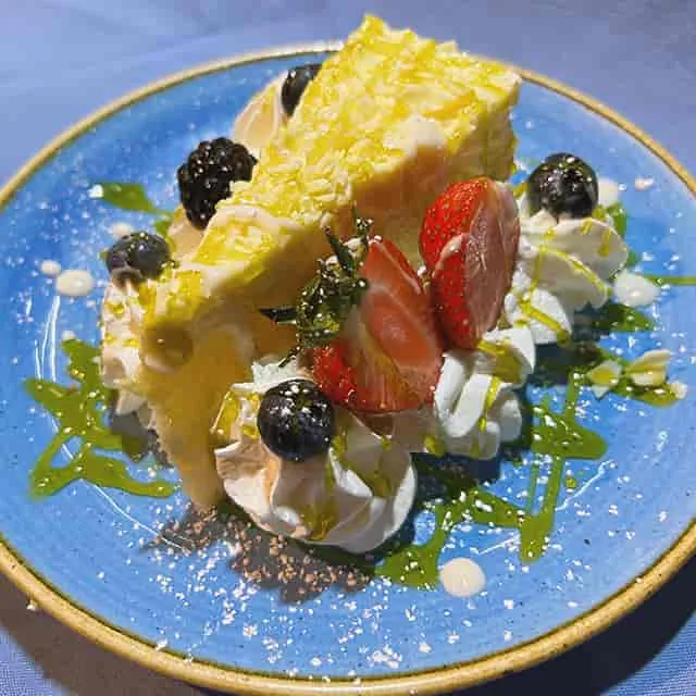 Limoncello Cake.