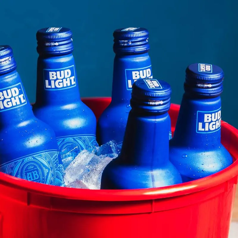 Beer bucket.