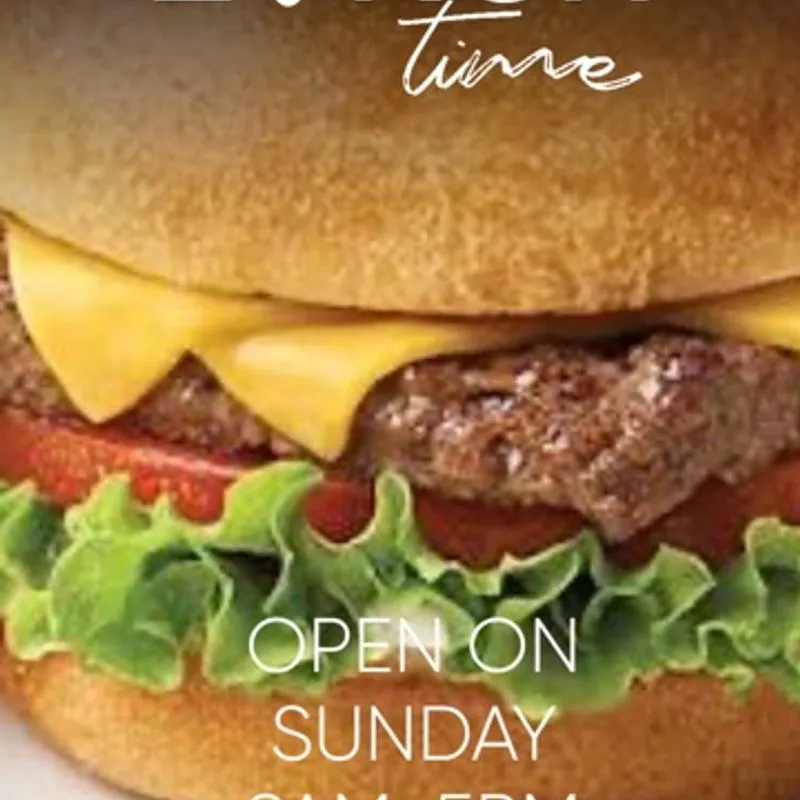 Cheeseburger* photo
