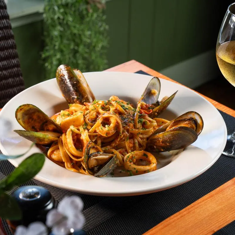 Sea Food Linguini.